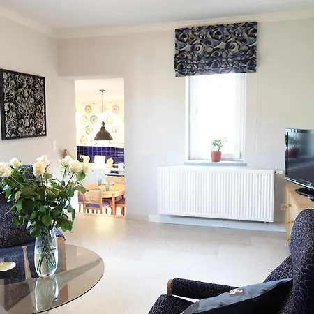 Alte Sattlerei- Wohnen Mit Besonderem Flair Lägenhet Arnsdorf (Arnsdorf, Bautzen)