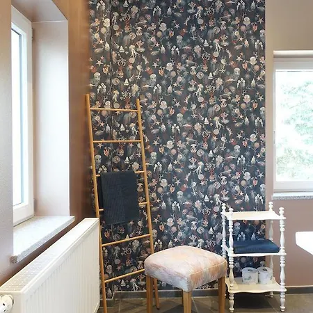 Alte Sattlerei- Wohnen Mit Besonderem Flair * Arnsdorf (Arnsdorf, Bautzen)